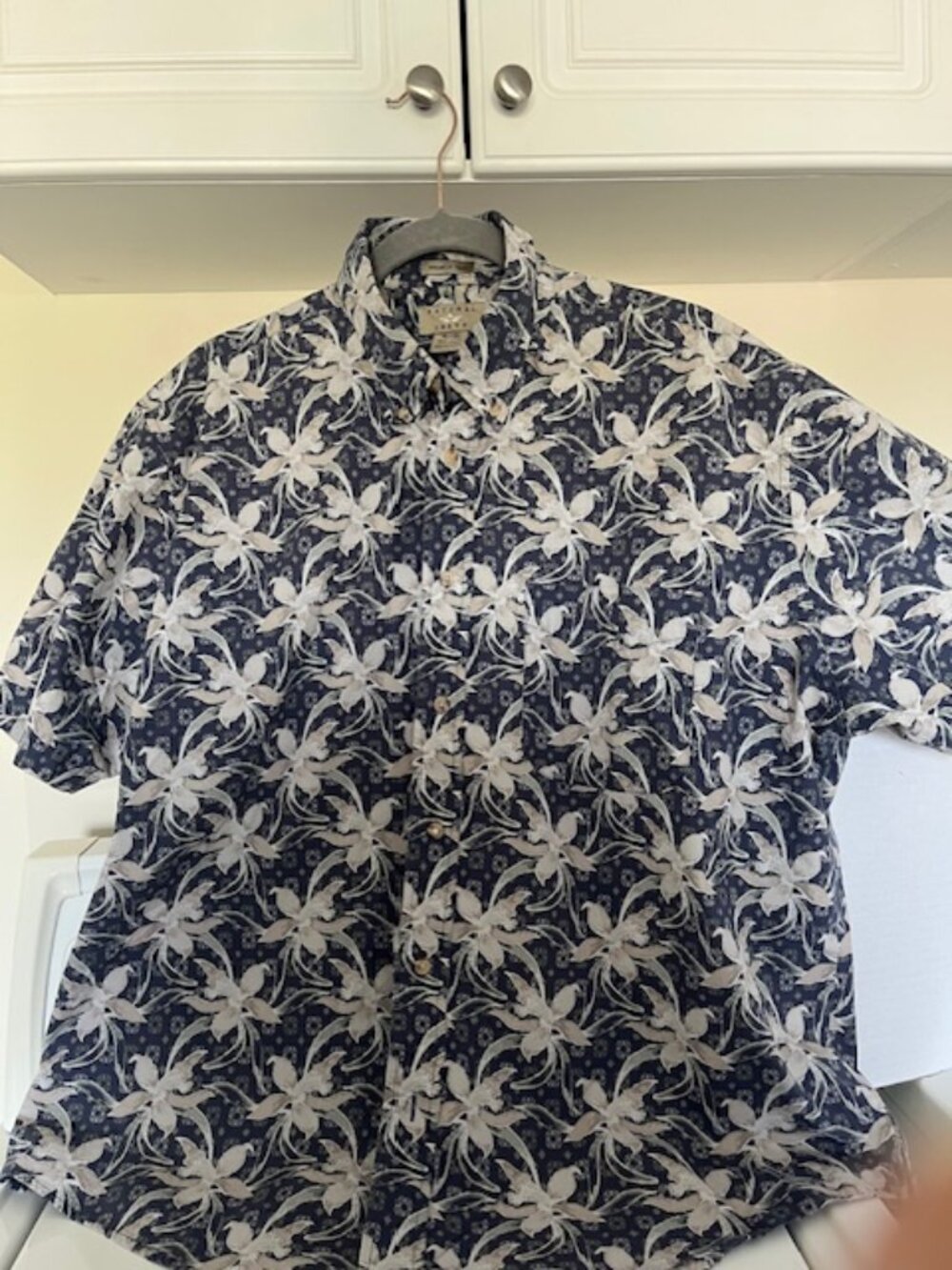Natural Issue men’s cotton shirt.